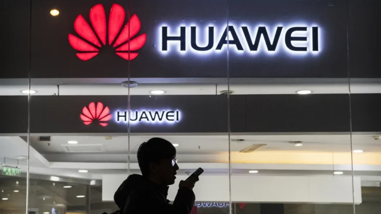 US says it has no evidence that Huawei can make advanced smartphones ‘at scale’